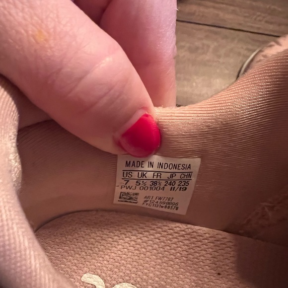 UNIQUE Adidas Running Edge Lux 3 women’s running shoes - Picture 4 of 6